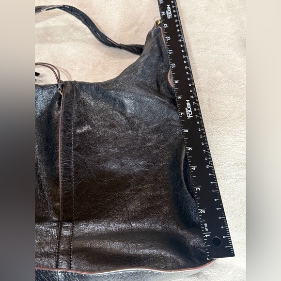 Hobo Marley Black Leather Shoulder Bag Adjustable Strap - Picture 4 of 16